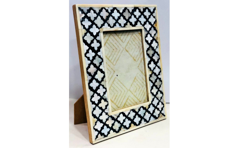 Photo frame- Hand painted and hand carved- Mother of pearl